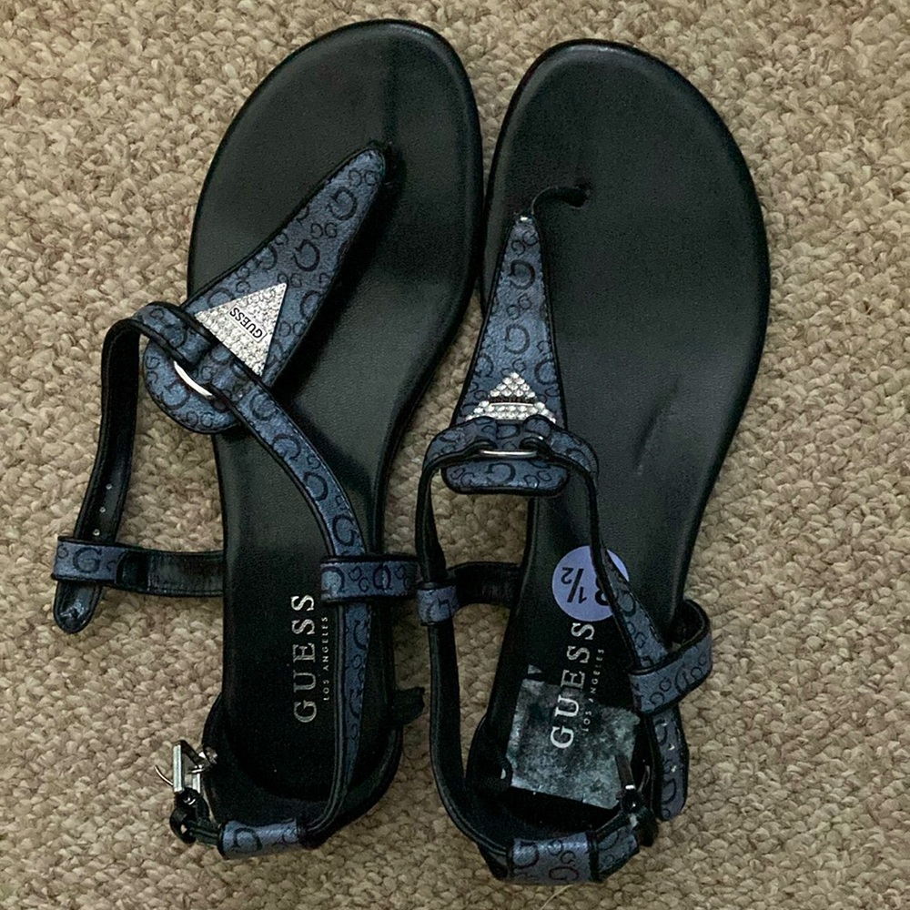 NWOT Guess Sandals size 8.5